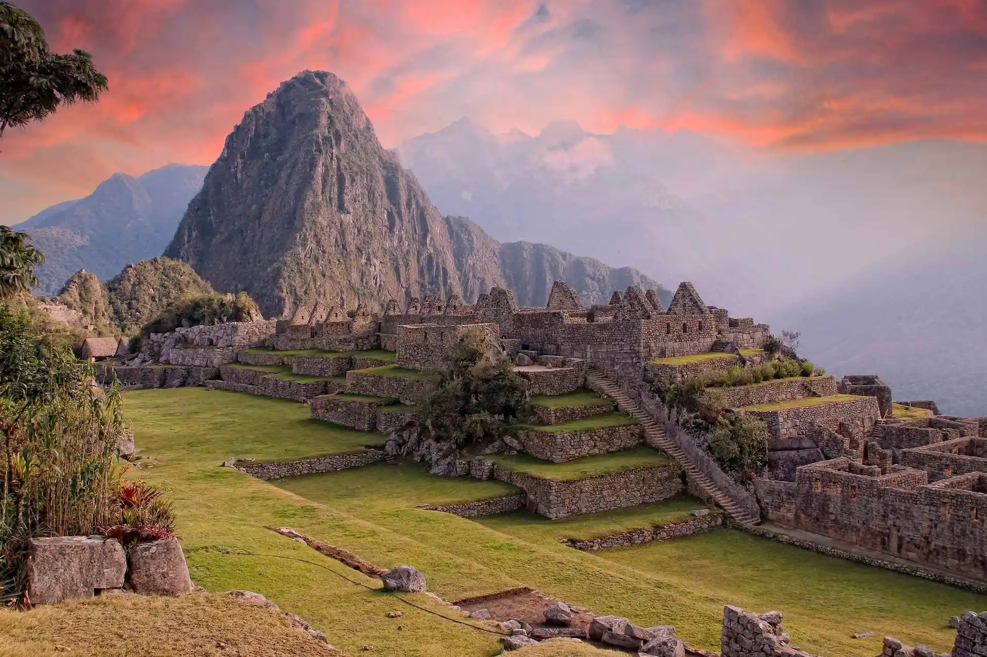 Machu Picchu al amanecer