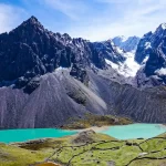 Vista panorámica de las montañas de las 7 lagunas de Ausangate.