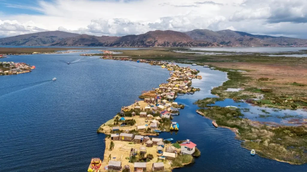 uros-islas-flotantes 